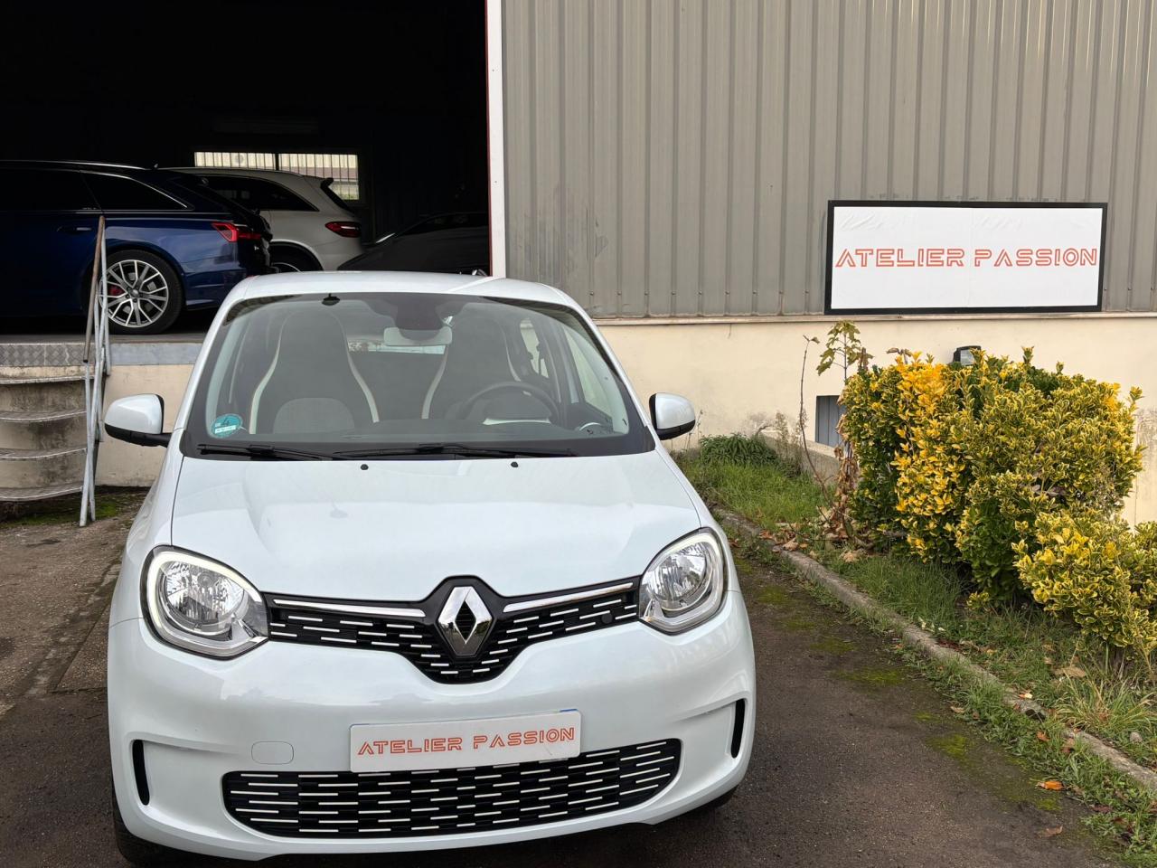 RENAULT TWINGO III (2) E-TECH VIBES 22 KWH